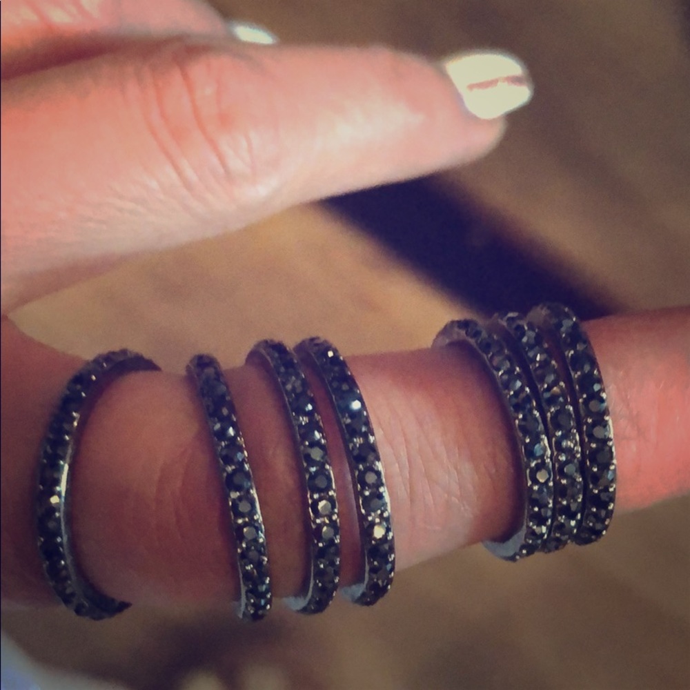 Henri Bendel ring